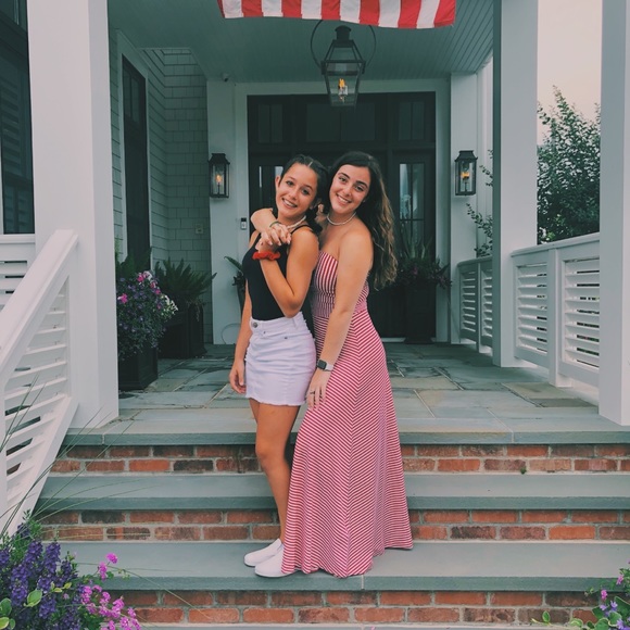 Meet your Posher, Mel - Picture 1 of 1